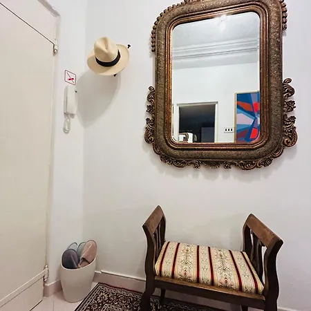 Apartment Divina