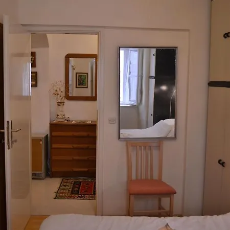 Apartment Divina *
